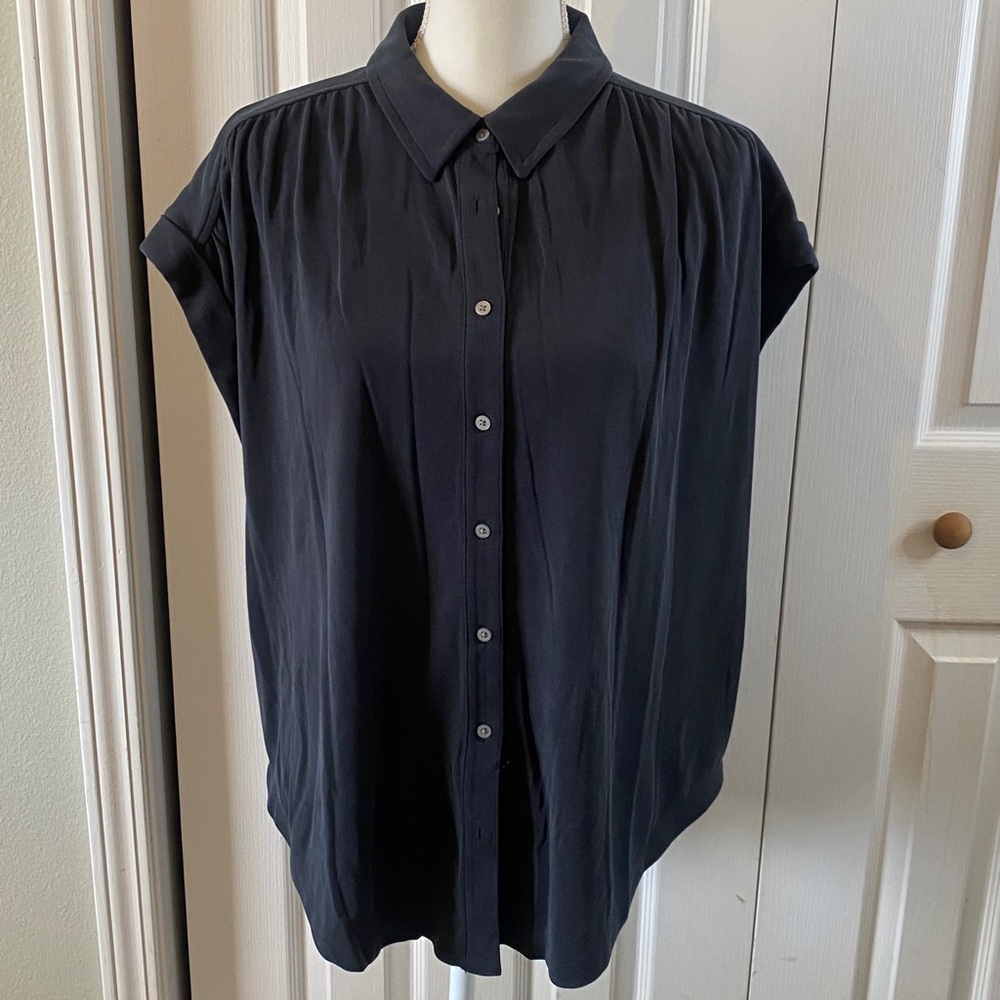 💥Lou & Gray Blouse💥